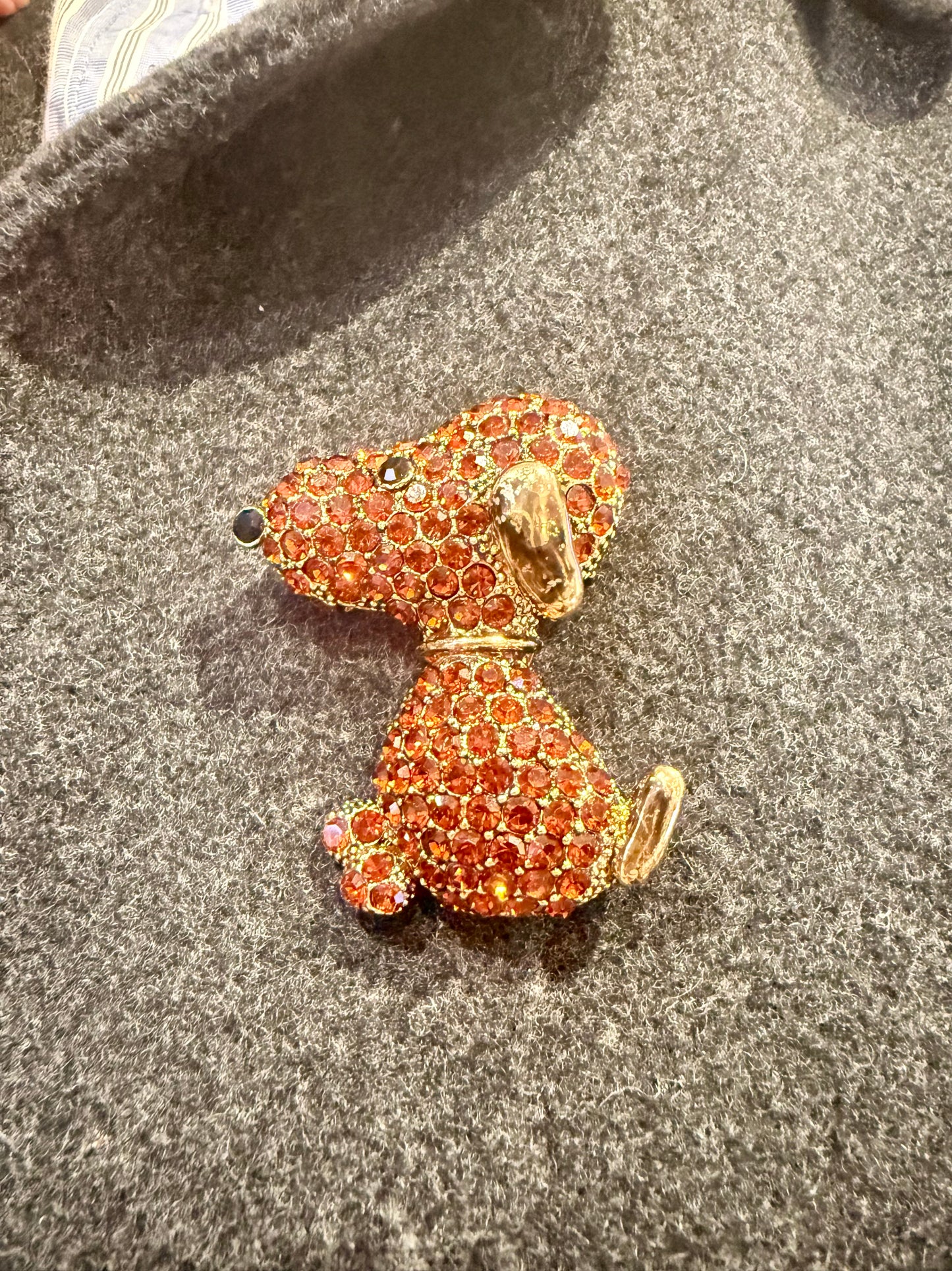 Red Crystal Snoopy Pendant/Brooch