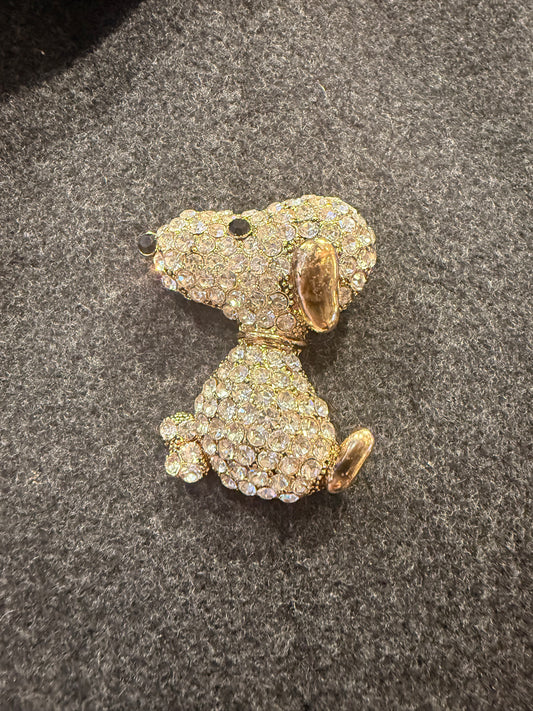 White Crystal Snoopy Pendant/Brooch